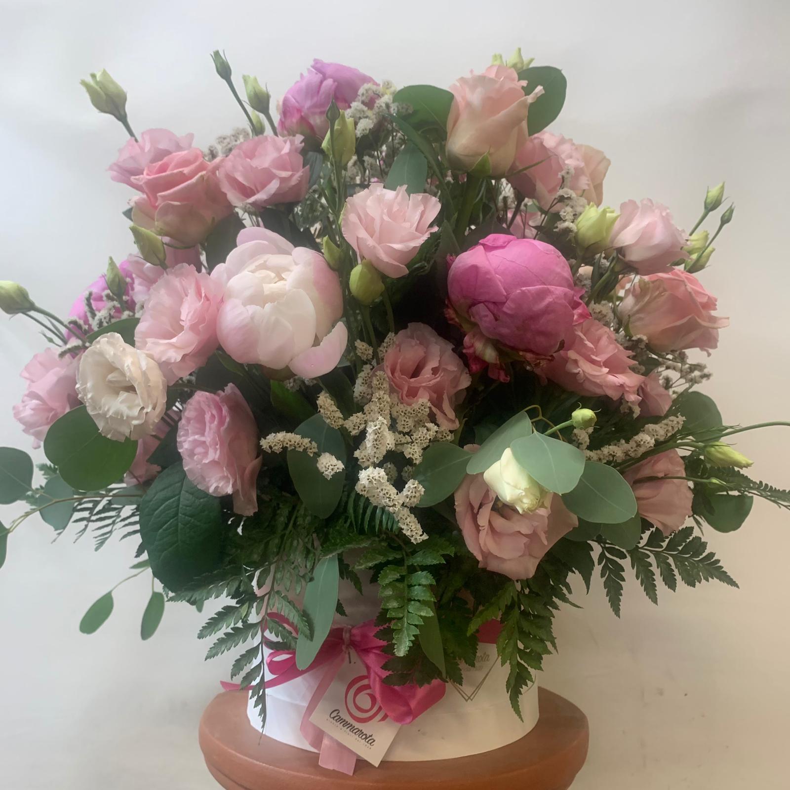 Scatola cilindro prestige, misto fiori rosa - immagine 2