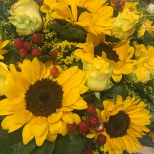 Bouquet di girasoli e rose gialle