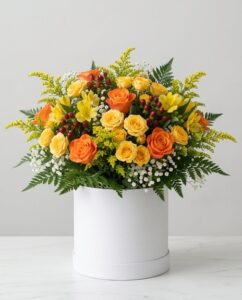 Rosa arancione, Rosellina gialla, Iperico rosso, Alstroemeria gialla, solare